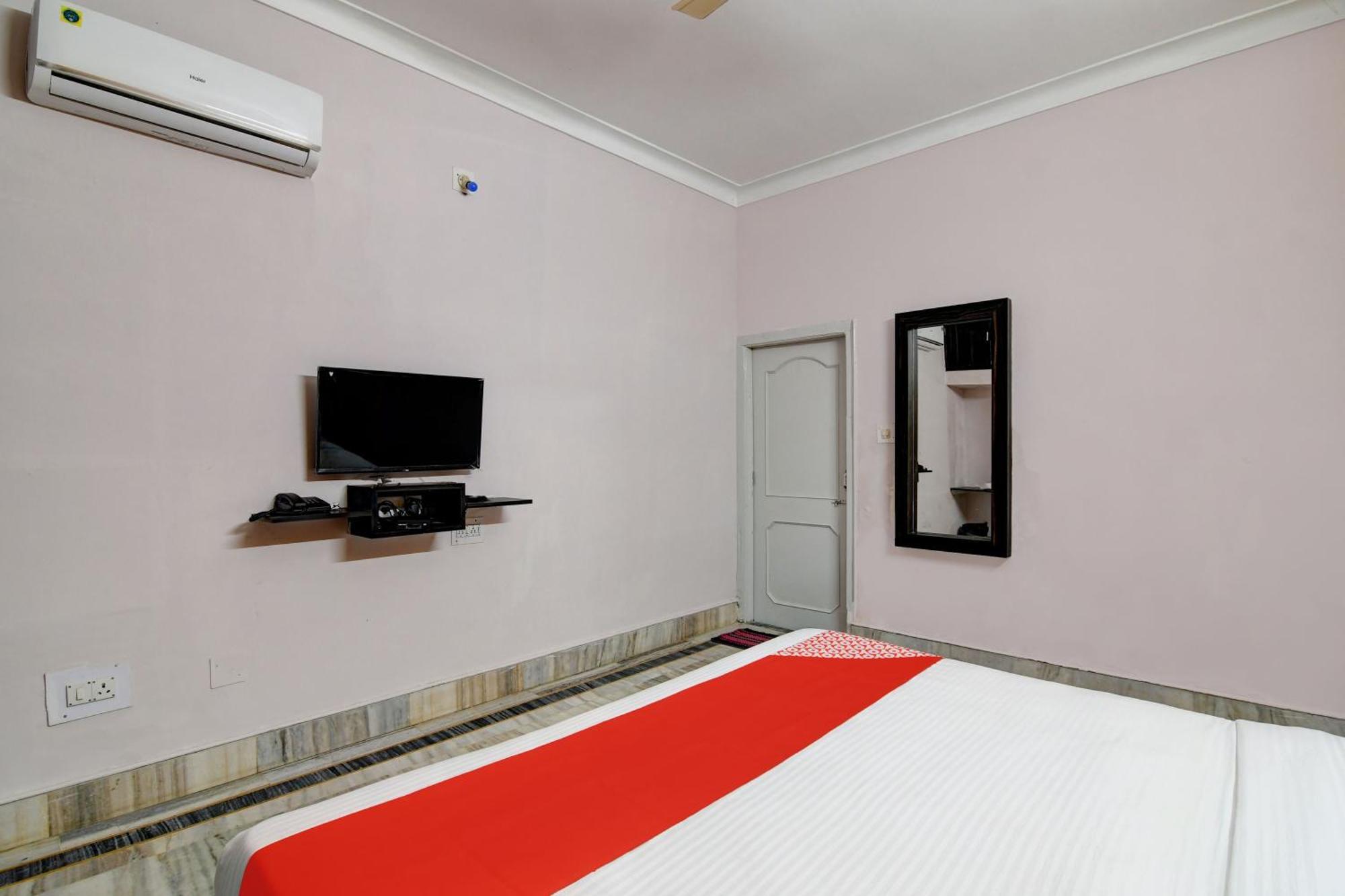 Hotel O Pramod Residency 3*