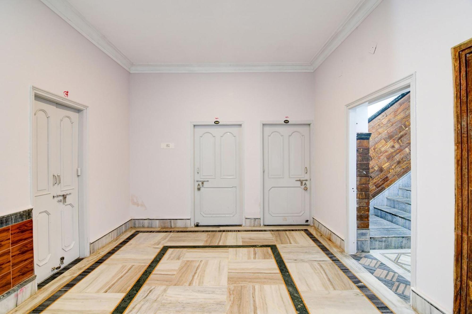 O Pramod Residency Hotel 3*