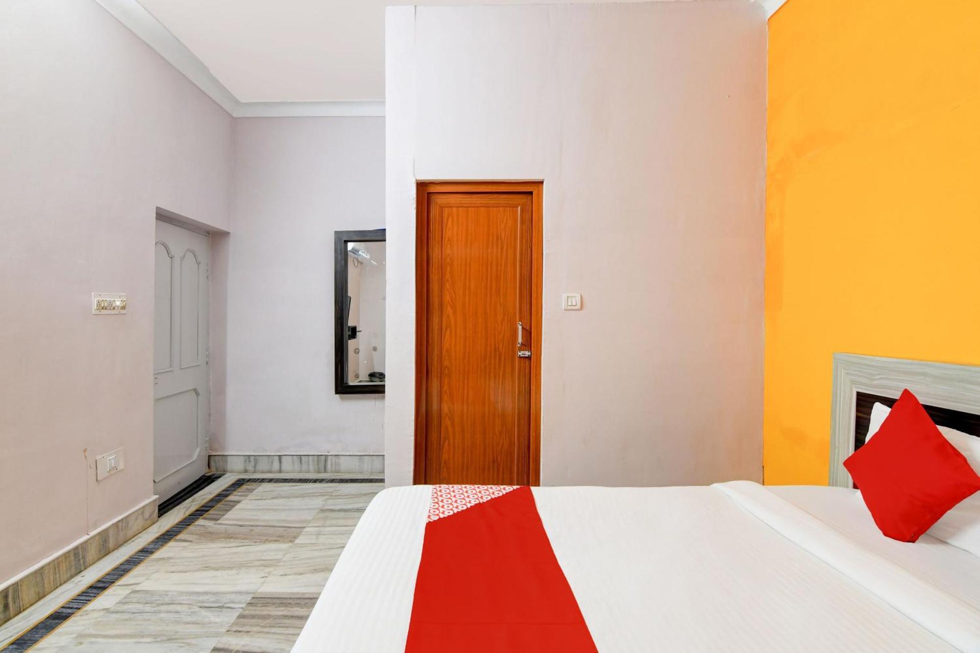 O Pramod Residency 3*